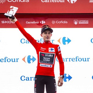 Alla Vuelta Vine vince la 10^ tappa, Vingegaard torna in rosso
