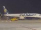 Spagna, incendio su volo Ryanair a Maiorca: 18 feriti lievi - Video