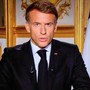 Francia, Macron: "Non confondere rivendicazioni legittime con chi distrugge e saccheggia"