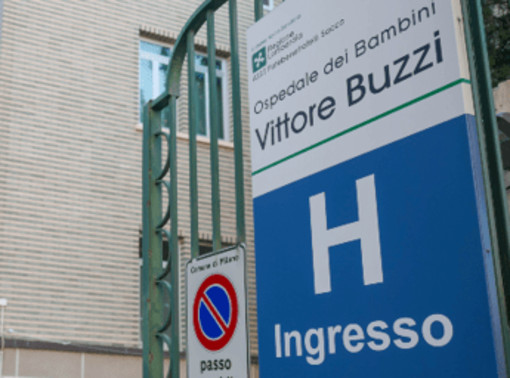 Tragedia a Milano, bimba di due anni morta in ospedale Tragedia a Milano, bimba di due anni morta in ospedale