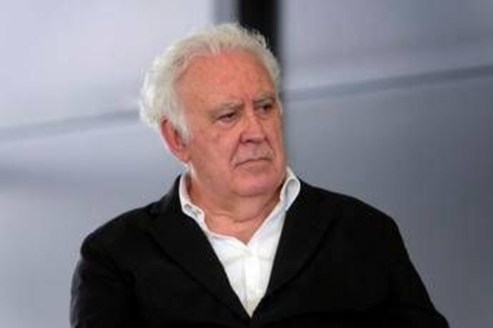 Ucraina, Santoro: "C'è più democrazia in Russia" Ucraina, Santoro: "C'è più democrazia in Russia"