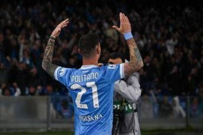 Napoli secondo in classifica, Milan battuto 1-0: decide Politano Napoli secondo in classifica, Milan battuto 1-0: decide Politano