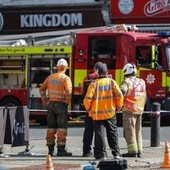 Londra, incendio in supermercato Kosher: 100 pompieri in campo
