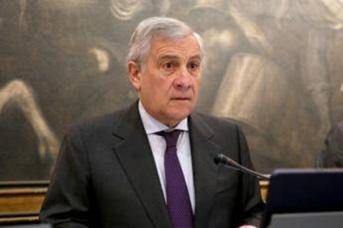 Tajani risponde a Bayrou: &quot;Italia non è paradiso fiscale, Francia lavori con noi per mercato europeo&quot;