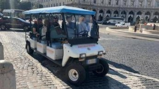 Tavolo Regione Lazio su golf car, nodo su numero chiuso e accesso al centro storico Tavolo Regione Lazio su golf car, nodo su numero chiuso e accesso al centro storico