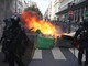 Proteste in tutta la Francia, arresti e tensioni con la polizia