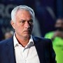 Mourinho litiga con giornalista dopo l'Inter: "Non siete contenti perché abbiamo vinto?" Mourinho litiga con giornalista dopo l'Inter: "Non siete contenti perché abbiamo vinto?"