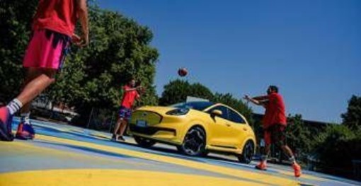 Milano, nuovo campetto sportivo in piazza Paci alla Barona Milano, nuovo campetto sportivo in piazza Paci alla Barona