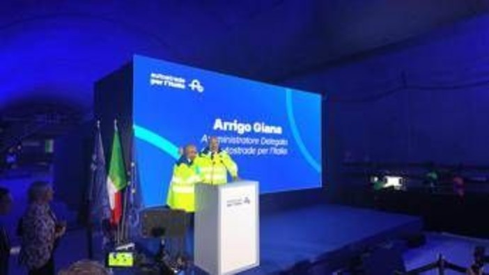Autostrade, terminato scavo galleria San Donato: avanti con ampliamento dell'A1 tra Firenze Sud e Incisa