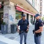 Milano, 55enne accoltellato fuori da un bar. L'aggressore: "Divertente, appena esco lo rifaccio" Milano, 55enne accoltellato fuori da un bar. L'aggressore: "Divertente, appena esco lo rifaccio"