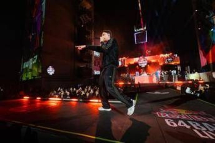 Red Bull 64 Bars Live a Taranto, da Kid Yugi a Sayf: una notte tra rap e urban Red Bull 64 Bars Live a Taranto, da Kid Yugi a Sayf: una notte tra rap e urban