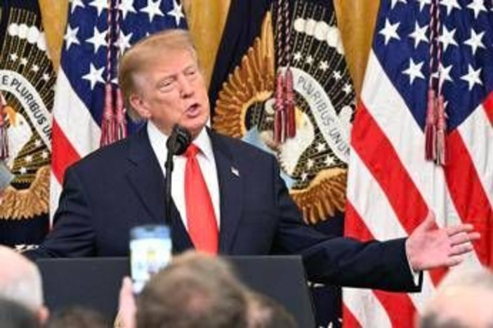 Trump, l'omaggio a Cristoforo Colombo e le battute: "Il mio amico Pavarotti..." Trump, l'omaggio a Cristoforo Colombo e le battute: "Il mio amico Pavarotti..."