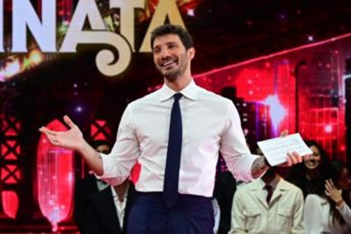 Sanremo, nuovo regolamento: il vincitore dei Giovani direttamente tra i Big Sanremo, nuovo regolamento: il vincitore dei Giovani direttamente tra i Big