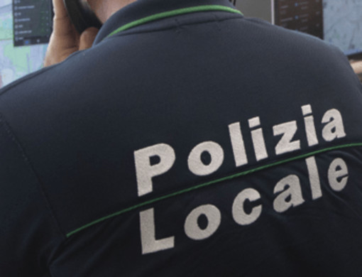 Milano, agenti polizia locale: commissaria ai domiciliari, restano in carcere gli altri 4 Milano, agenti polizia locale: commissaria ai domiciliari, restano in carcere gli altri 4