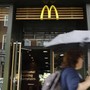 Era commesso al McDonald's, 50 anni dopo... apre sei ristoranti Era commesso al McDonald's, 50 anni dopo... apre sei ristoranti