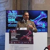 Moro (Farmaceutico militare): "Solo il 5% dei pazienti con malattie rare ha una cura" Moro (Farmaceutico militare): "Solo il 5% dei pazienti con malattie rare ha una cura"