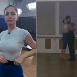 Ballando con le stelle, Andrea Delogu torna in sala prove: l'abbraccio con Nikita Ballando con le stelle, Andrea Delogu torna in sala prove: l'abbraccio con Nikita