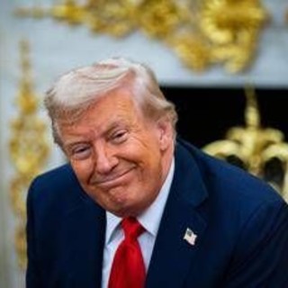 Trump: "Sì a tregua di 2 settimane se Iran riapre Stretto di Hormuz" Trump: "Sì a tregua di 2 settimane se Iran riapre Stretto di Hormuz"