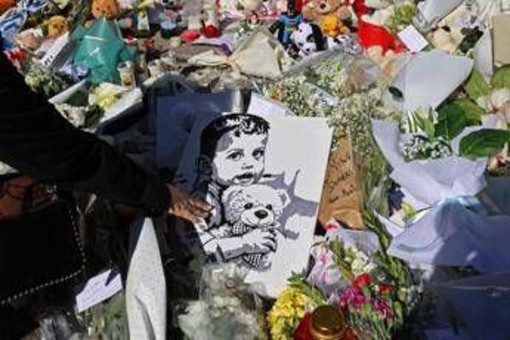Bimbo morto a Napoli, legali cardiochirurgo Oppido: "Intervento iniziato quando il cuore era già in sala" Bimbo morto a Napoli, legali cardiochirurgo Oppido: "Intervento iniziato quando il cuore era già in sala"