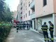 Anziana morta nel rogo a Milano: portato in ospedale l'inquilino sospettato dell'incendio Anziana morta nel rogo a Milano: portato in ospedale l'inquilino sospettato dell'incendio