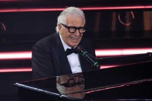Morto Peppino Di Capri, re della melodia italiana: aveva 87 anni Morto Peppino Di Capri, re della melodia italiana: aveva 87 anni