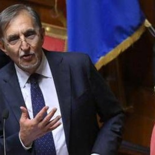 Carceri, La Russa: "Serve decreto entro Natale per fine pena a casa" Carceri, La Russa: "Serve decreto entro Natale per fine pena a casa"