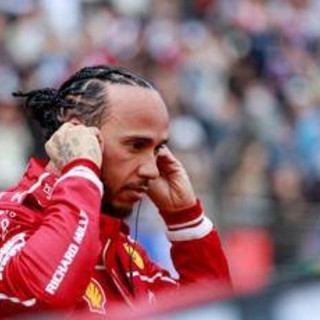 Hamilton, dubbi sul futuro in Ferrari? Lewis: &quot;Sono qui per restare a lungo&quot;