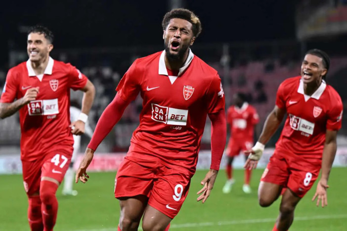 Il Monza torna a sorridere, Cagliari travolto per 4-0 Il Monza torna a sorridere, Cagliari travolto per 4-0