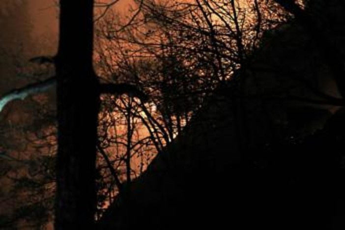 Incendi, Vigili del fuoco al lavoro dal Piemonte al Sud: "Bruciati +15% ettari rispetto a scorso anno" Incendi, Vigili del fuoco al lavoro dal Piemonte al Sud: "Bruciati +15% ettari rispetto a scorso anno"