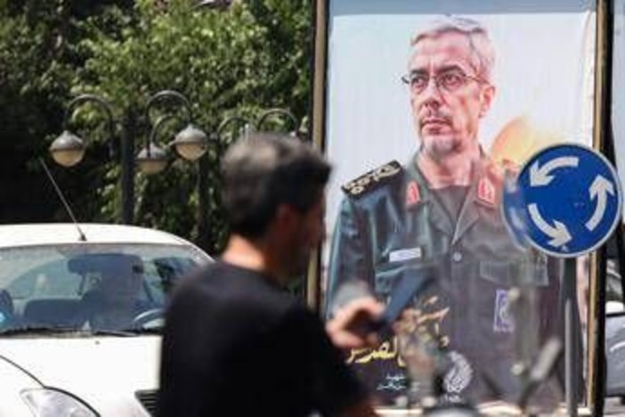 Iran spegne WhatsApp e Telegram: &quot;Israele li usa per uccidere&quot;