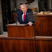 Trump, lungo discorso sullo Stato dell’Unione “Il nostro Paese è tornato” Trump, lungo discorso sullo Stato dell’Unione “Il nostro Paese è tornato”