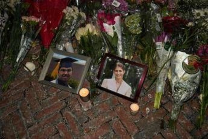 Sparatoria alla Brown University, trovato morto il sospetto killer Sparatoria alla Brown University, trovato morto il sospetto killer