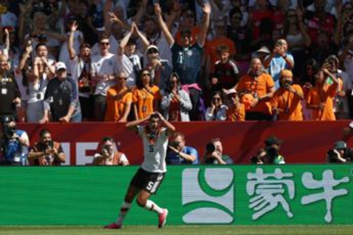 Pavlovic segna, arbitro annulla: proteste in Germania-Costa d'Avorio