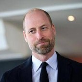 Gb, l'esperta: "Una volta re, William potrebbe privare Harry e Meghan dei titoli reali" Gb, l'esperta: "Una volta re, William potrebbe privare Harry e Meghan dei titoli reali"