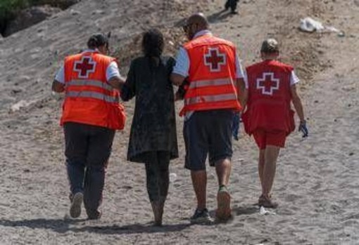 Crisi migranti Ceuta, medici lanciano allarme: "In corso catastrofe sanitaria" Crisi migranti Ceuta, medici lanciano allarme: "In corso catastrofe sanitaria"