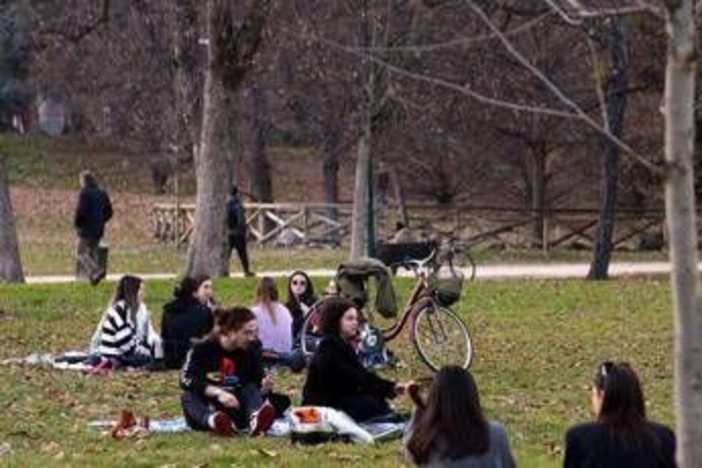 Più sole per il ponte dell'Immacolata, sull'Italia torna il sereno: previsioni meteo Più sole per il ponte dell'Immacolata, sull'Italia torna il sereno: previsioni meteo