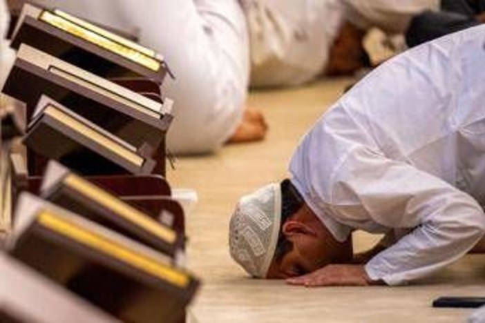 Capodanno persiano e fine Ramadan, l'Iran celebra Nowruz e Eid tra guerra e antiche tradizioni Capodanno persiano e fine Ramadan, l'Iran celebra Nowruz e Eid tra guerra e antiche tradizioni