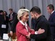 Ucraina, Zelensky sente von der Leyen. Ue al lavoro per sbloccare prestito da 90 miliardi a Kiev Ucraina, Zelensky sente von der Leyen. Ue al lavoro per sbloccare prestito da 90 miliardi a Kiev