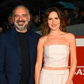 'Via dei Matti n.0' tornerà nel 2027, l'annuncio di Rai con Stefano Bollani e Valentina Cenni