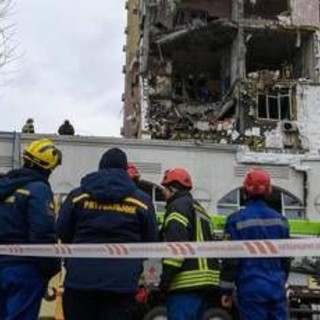 Ucraina, esplosioni a Leopoli all'alba. Witkoff: "Entro 3 settimane nuovo round di colloqui" Ucraina, esplosioni a Leopoli all'alba. Witkoff: "Entro 3 settimane nuovo round di colloqui"