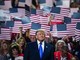 Trump, comizio show di due ore a Dallas: "5mila dollari a ogni americano se i Repubblicani vincono i midterm"