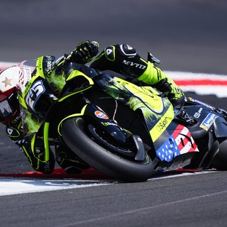 Raul Fernandez vince a Silverstone, Martin e Bezzecchi sul podio