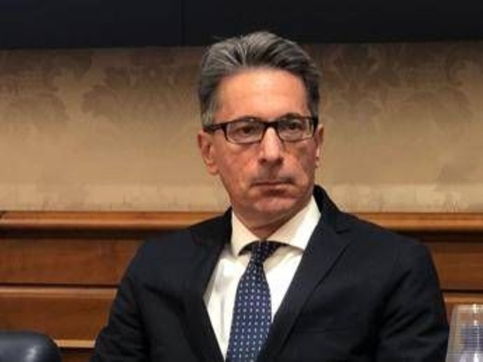 Ipertensione polmonare, Mazzella (M5s): "Possa migliorare qualità di vita" Ipertensione polmonare, Mazzella (M5s): "Possa migliorare qualità di vita"