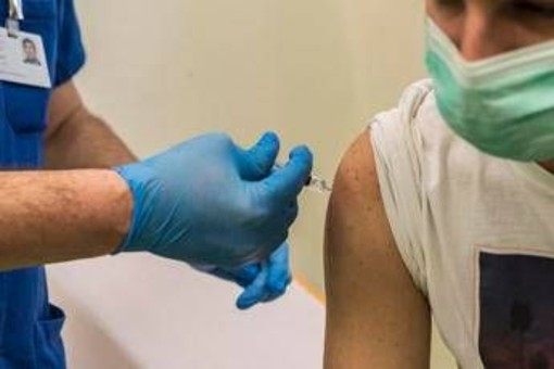 Vaccini: Castiglia (Siti), 'pilastro nel contrastare infezioni e antibiotico-resistenza'
