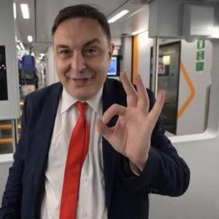 Andrea Diprè finto capotreno per video su Youtube: denunciato dalla Polfer Andrea Diprè finto capotreno per video su Youtube: denunciato dalla Polfer