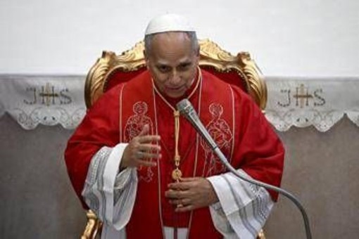 Leone nella Terra dei Fuochi, prima volta di un Papa: "Qui per raccogliere le vostre lacrime" Leone nella Terra dei Fuochi, prima volta di un Papa: "Qui per raccogliere le vostre lacrime"