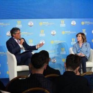 Casellati: "Intelligenza artificiale per semplificare e dare certezze, burocrazia è stalker quotidiano"