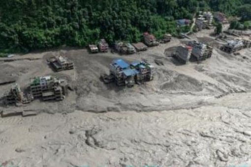 Alluvione in Nepal, potrebbe esserci il 'Glacial Lake Outburst Flood' dietro la frana distruttiva Alluvione in Nepal, potrebbe esserci il 'Glacial Lake Outburst Flood' dietro la frana distruttiva