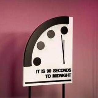 Orologio dell'Apocalisse, mezzanotte sempre più vicina Orologio dell'Apocalisse, mezzanotte sempre più vicina