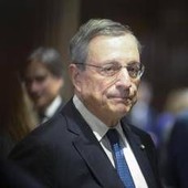 Draghi: "Ue investa 100 miliardi nell'Intelligenza Artificiale" Draghi: "Ue investa 100 miliardi nell'Intelligenza Artificiale"
